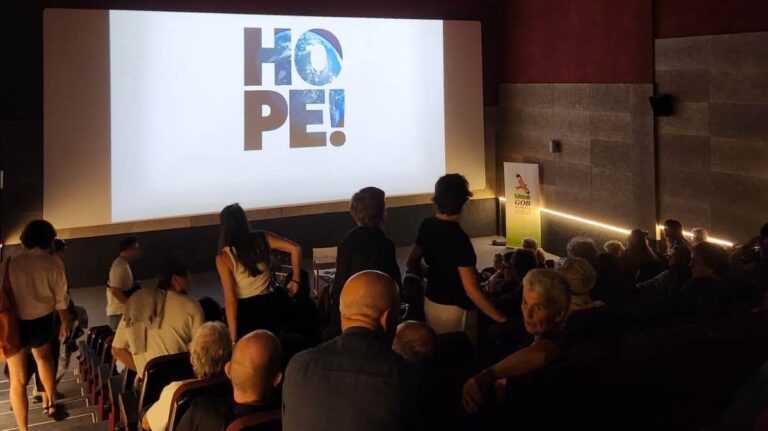 Divendres 23, sessió de Hope i debat: Metamorfosi